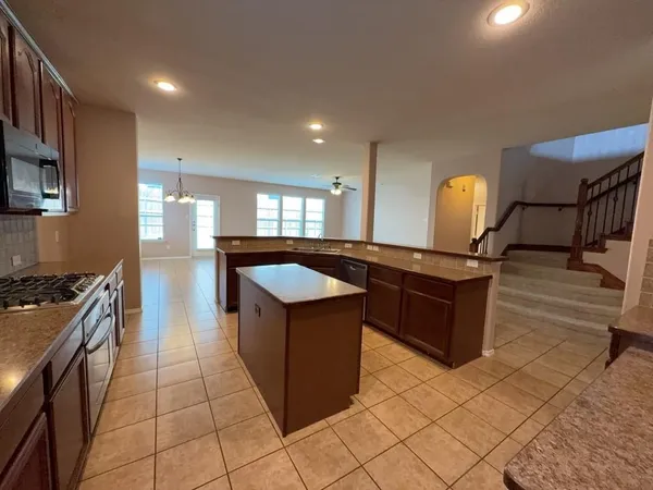 $3,595 | 9709 Gessner Drive, Fort Worth, TX 76244