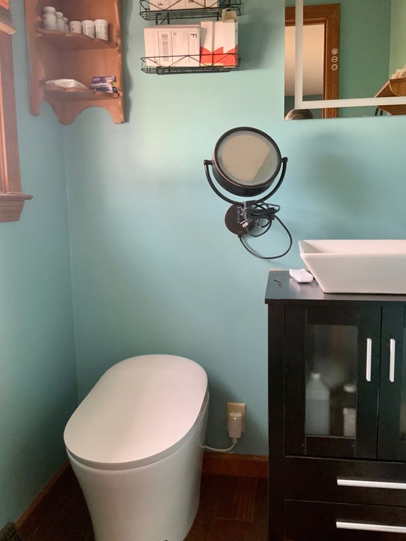 271 Parkerview Street Springfield, MA 01129 - Photo 7 of 23 Gallery Image 7