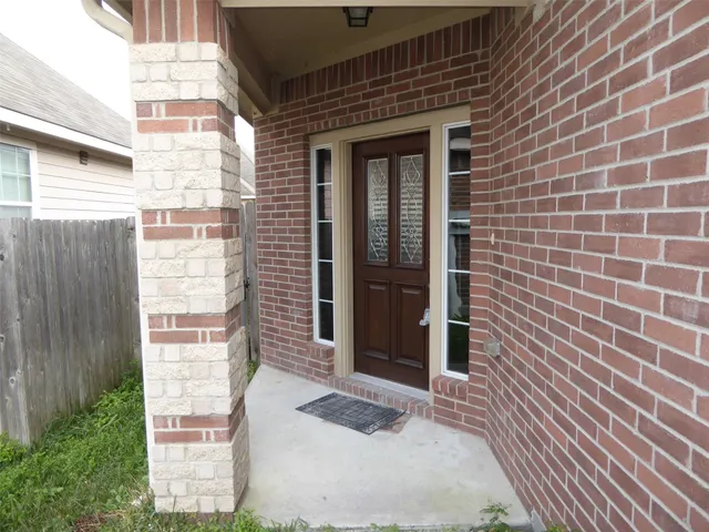 $1,750 | 10225 Wood Fern Court, Conroe, TX 77385