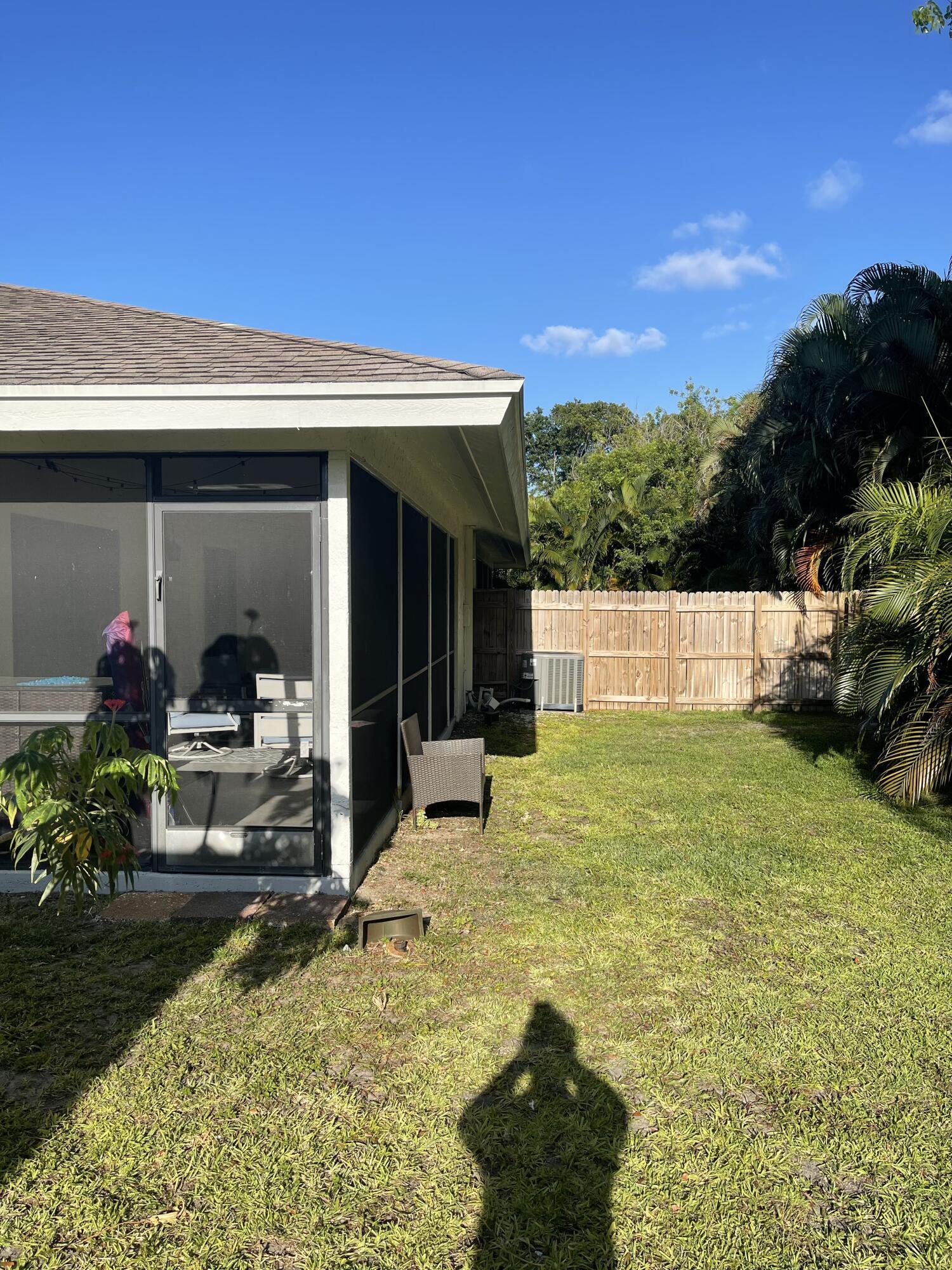 468 Northeast 42nd Street Boca Raton, FL 33431 - Photo 35 of 37 Fenced Side Yard