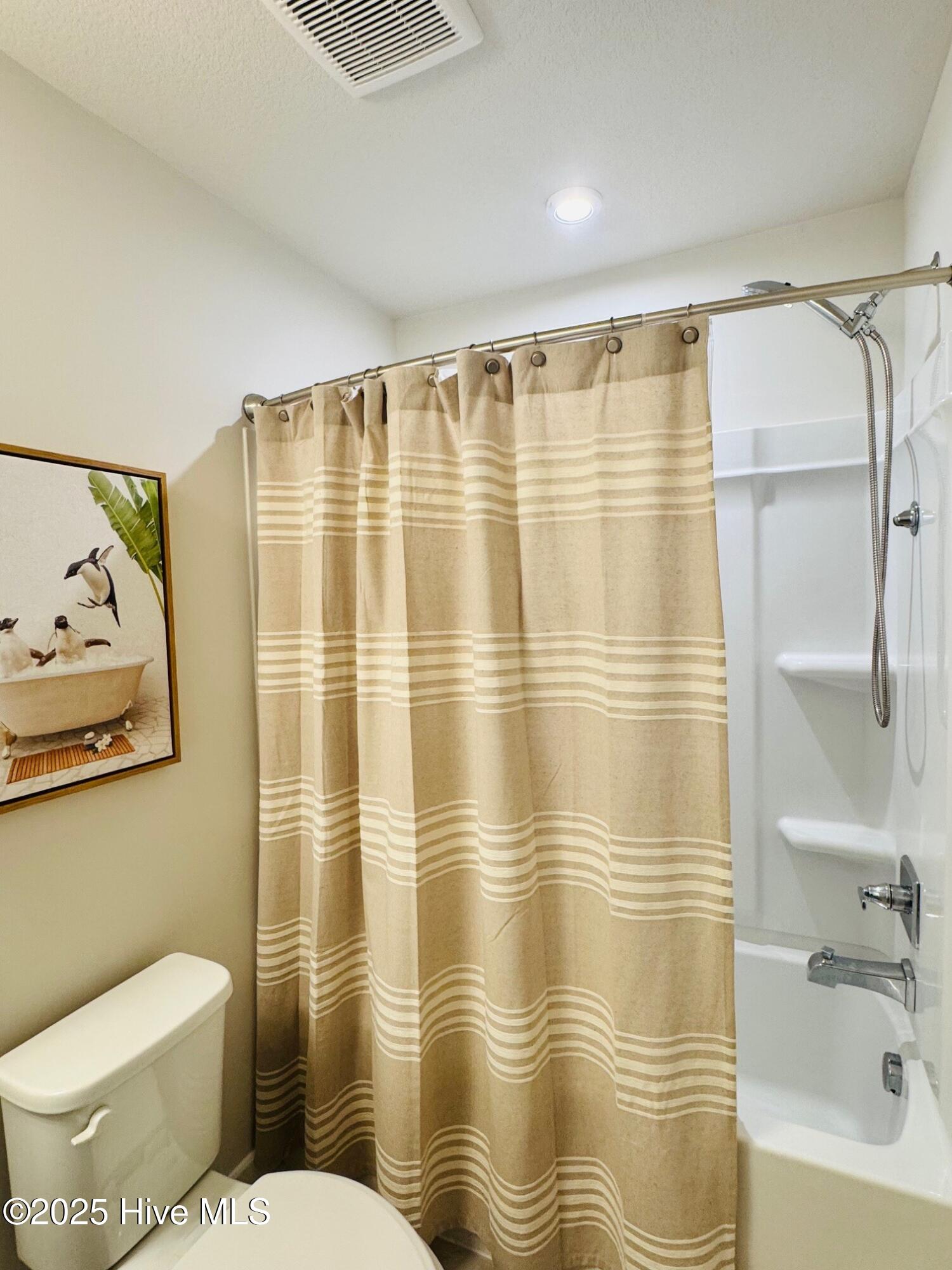 100 Spinnaker Street, Unit A Elizabeth City, NC 27909 - Photo 31 of 41 Hall Bath 2