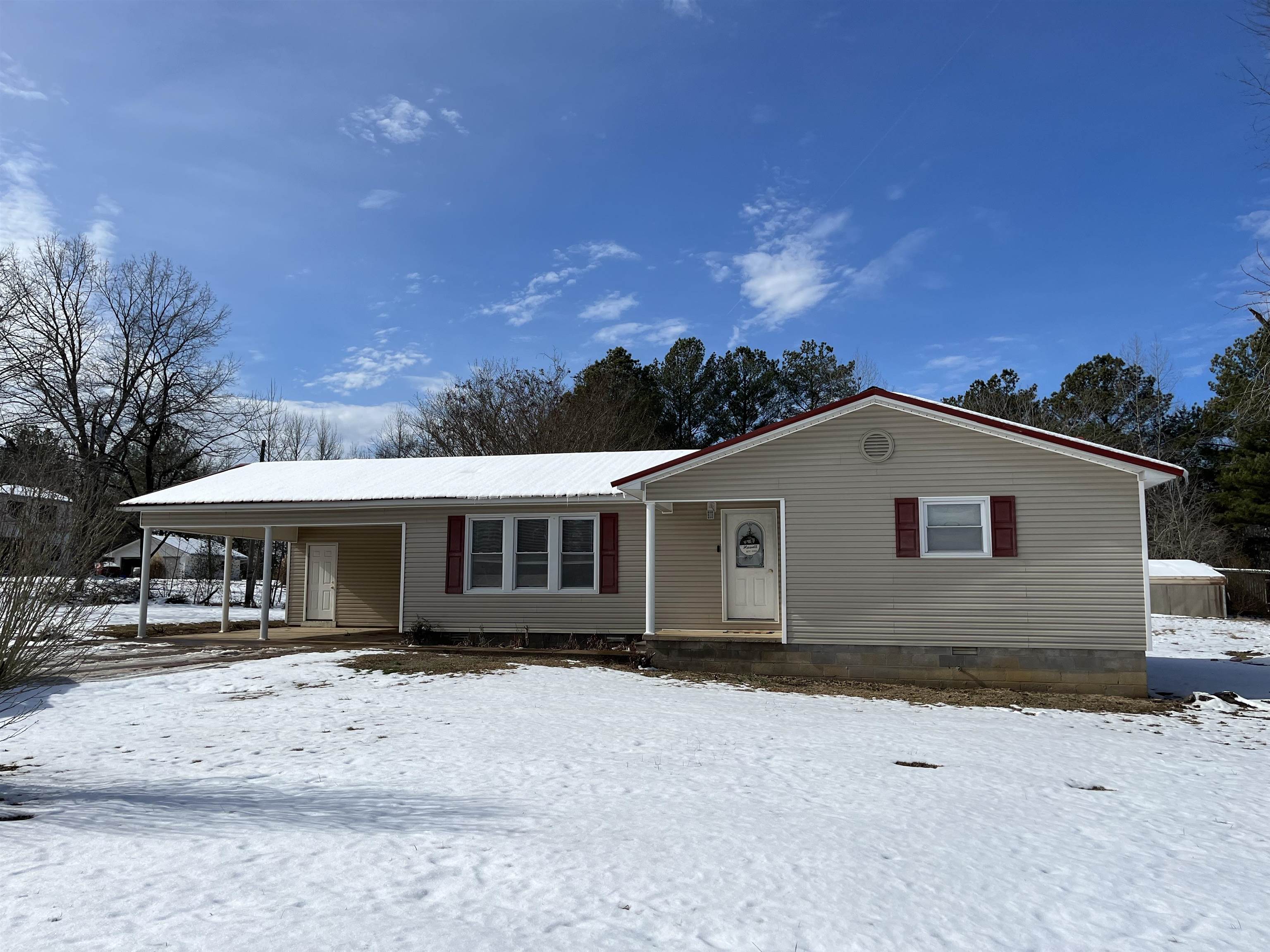 260 Hardy Road Adamsville, TN 38310 - Photo 1 of 19 Gallery Image 1