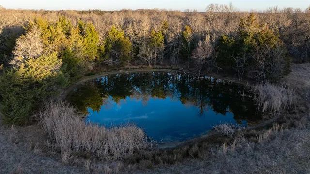 $1,641,600 | 33060 County Line Road, Sumner, TX 75486