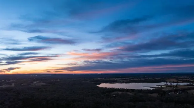 $1,641,600 | 33060 County Line Road, Sumner, TX 75486