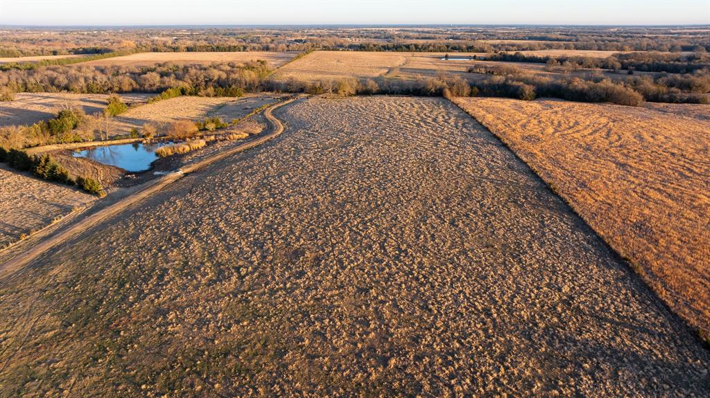 33060 County Line Road Sumner, TX 75486 - Photo 6 of 40