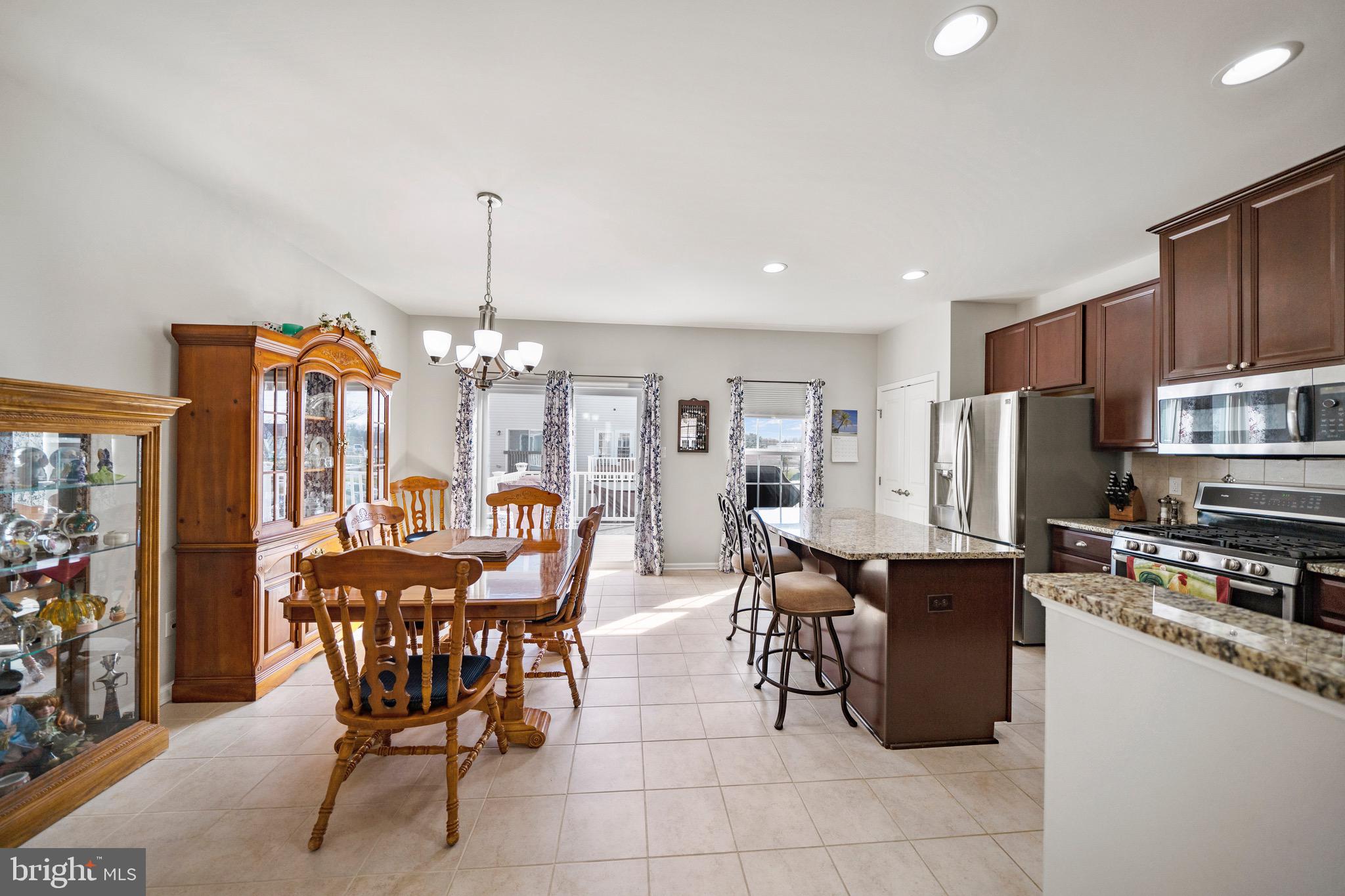 1047 Regency Place Sewell, NJ 08080 - Photo 14 of 40