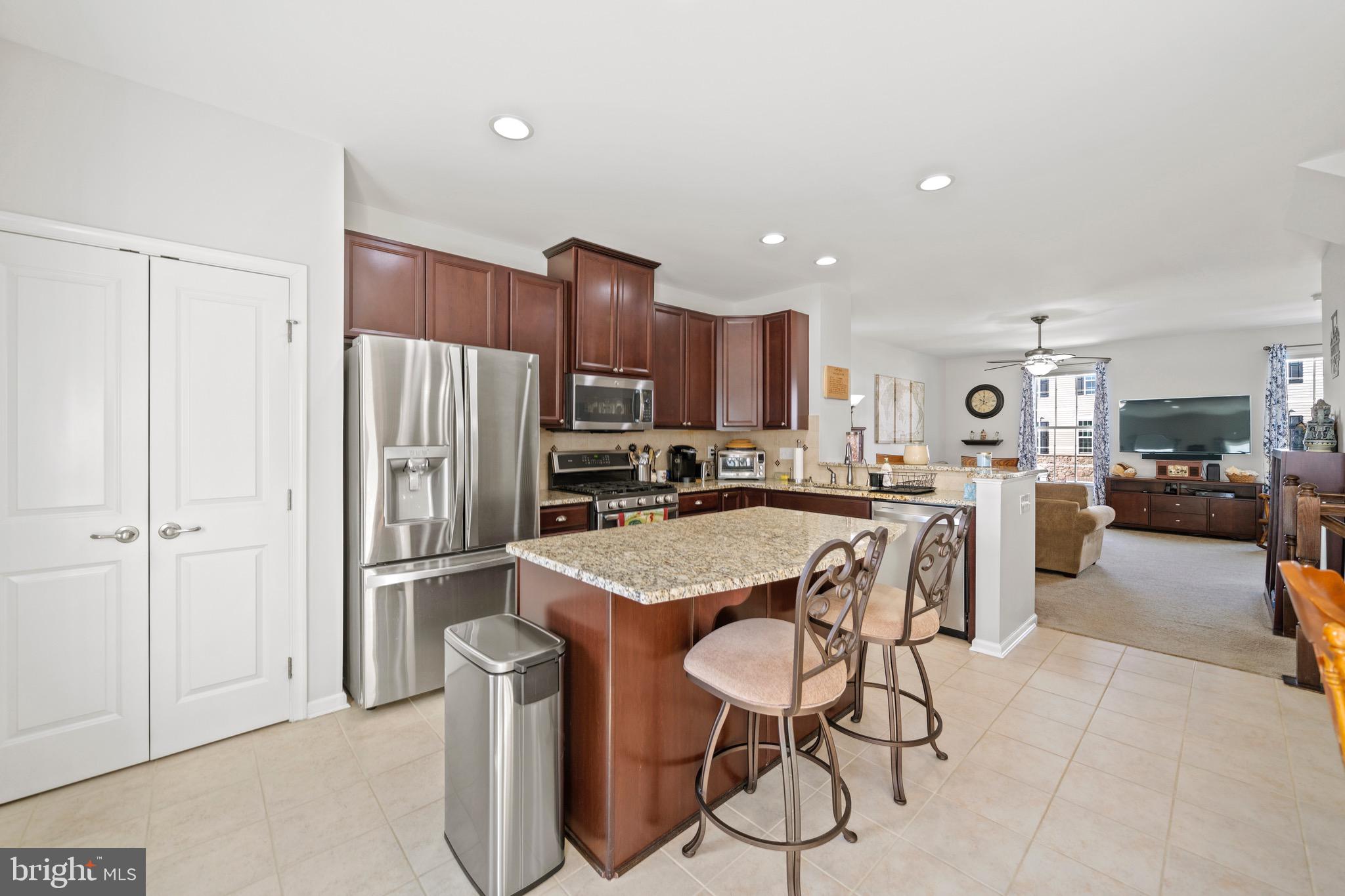 1047 Regency Place Sewell, NJ 08080 - Photo 17 of 40