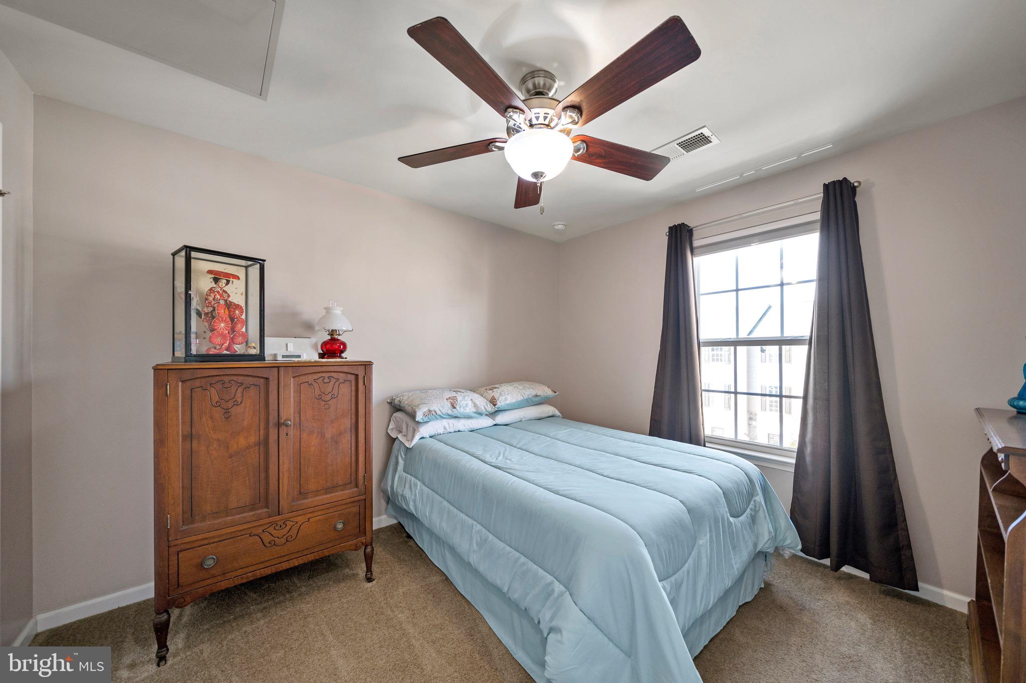 1047 Regency Place Sewell, NJ 08080 - Photo 37 of 40