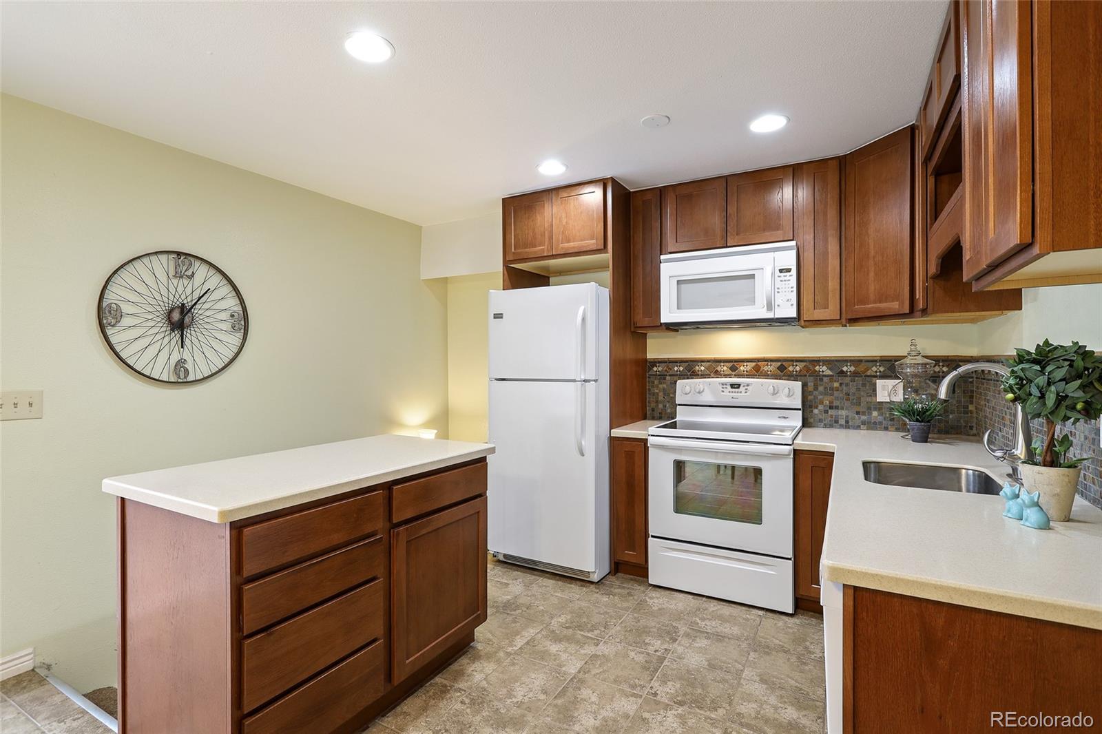 1244 Reed Street Lakewood, CO 80214 - Photo 12 of 24