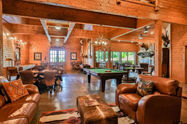 $4,995,000 | 891 Private Road 8454, Palestine, TX 75803