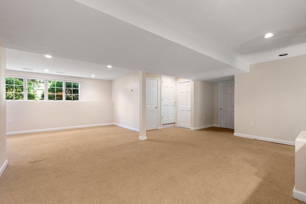 114 Albemarle Road Norwood, MA 02062 - Photo 27 of 42