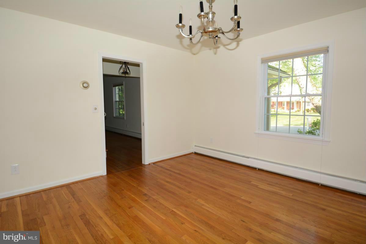 8012 Falstaff Road McLean, VA 22102 - Photo 3 of 26 Dining Room