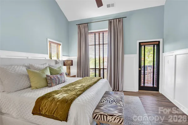 $500,000 | 18009 Kings Point Drive, Unit F, Cornelius, NC 28031