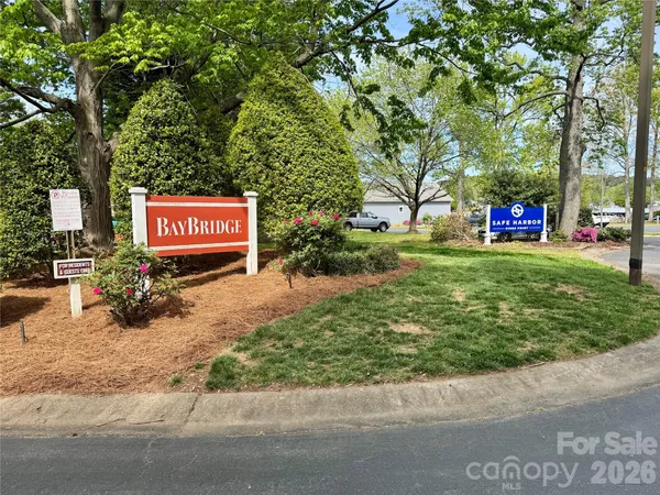 $500,000 | 18009 Kings Point Drive, Unit F, Cornelius, NC 28031