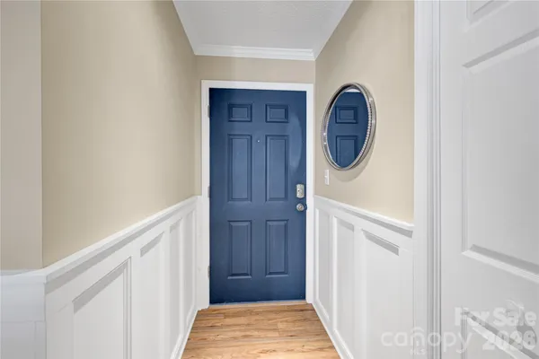 $500,000 | 18009 Kings Point Drive, Unit F, Cornelius, NC 28031