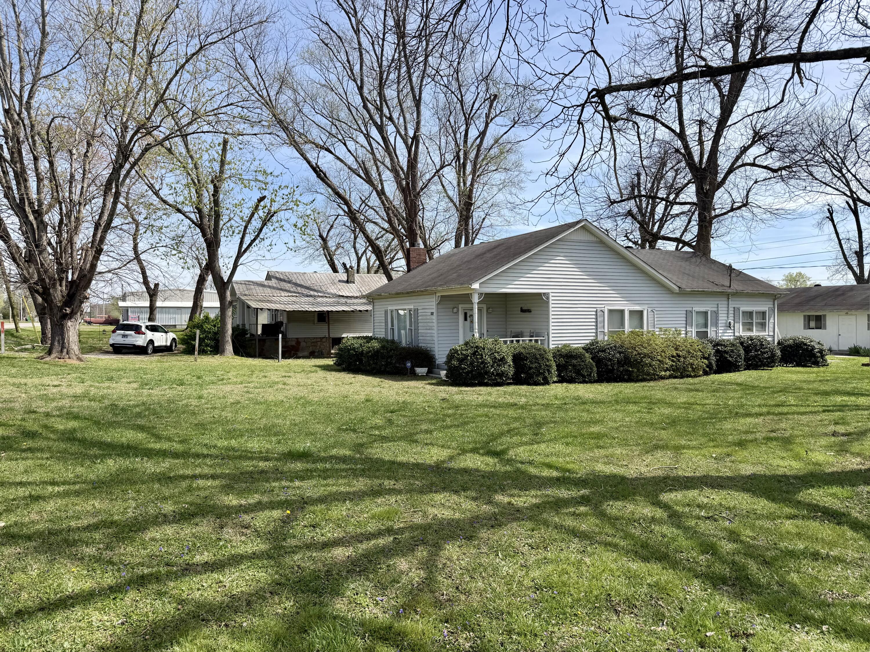 1010 Main Street Kimball, TN 37347 - Photo 1 of 16 IMG_0235