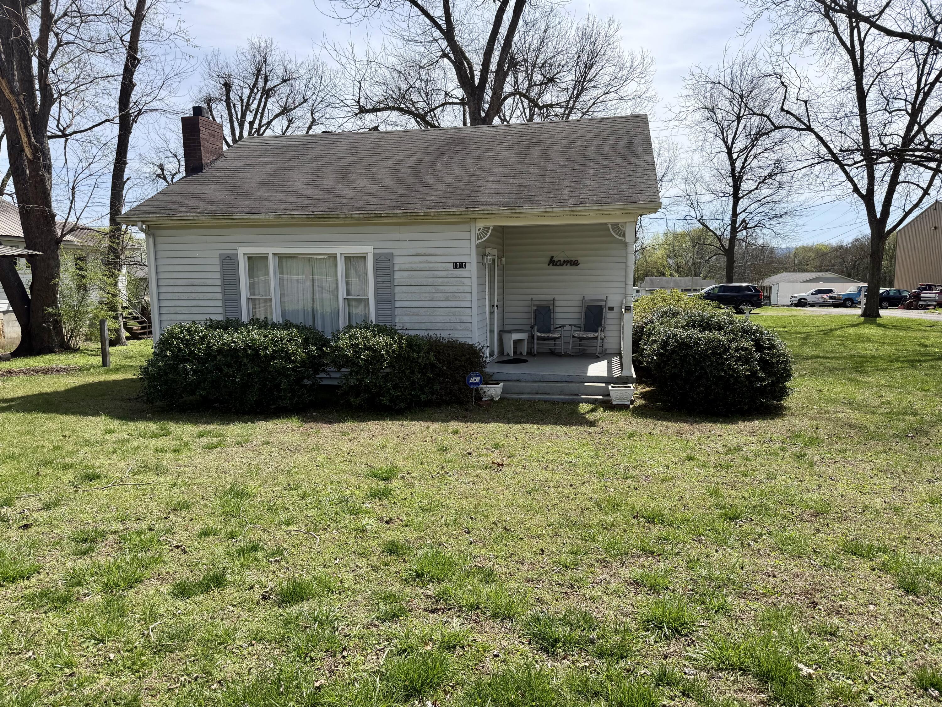 1010 Main Street Kimball, TN 37347 - Photo 7 of 16 IMG_0241