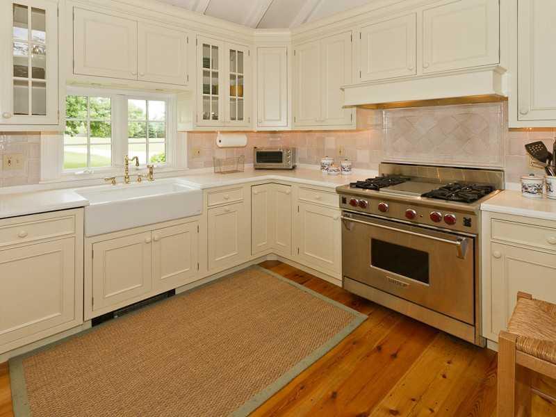 607 Castine Road Castine, ME 04421 - Photo 20 of 35 Kitchen.