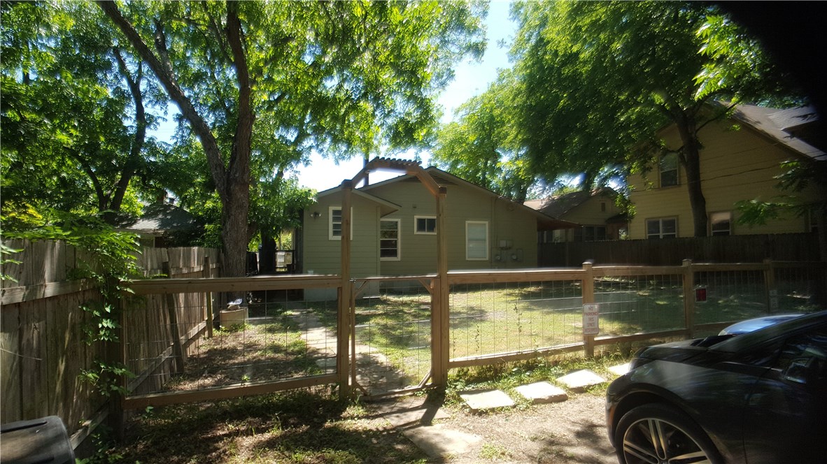 508 East 38th Street, Unit B Austin, TX 78751 - Photo 1 of 1 a view of a house with backyard