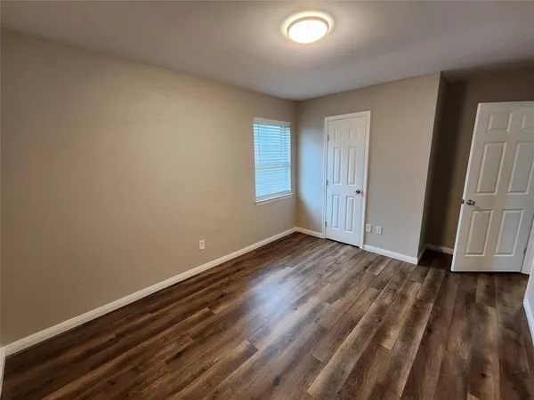 $1,800 | 348 Spring Branch Lane, Kennedale, TX 76060