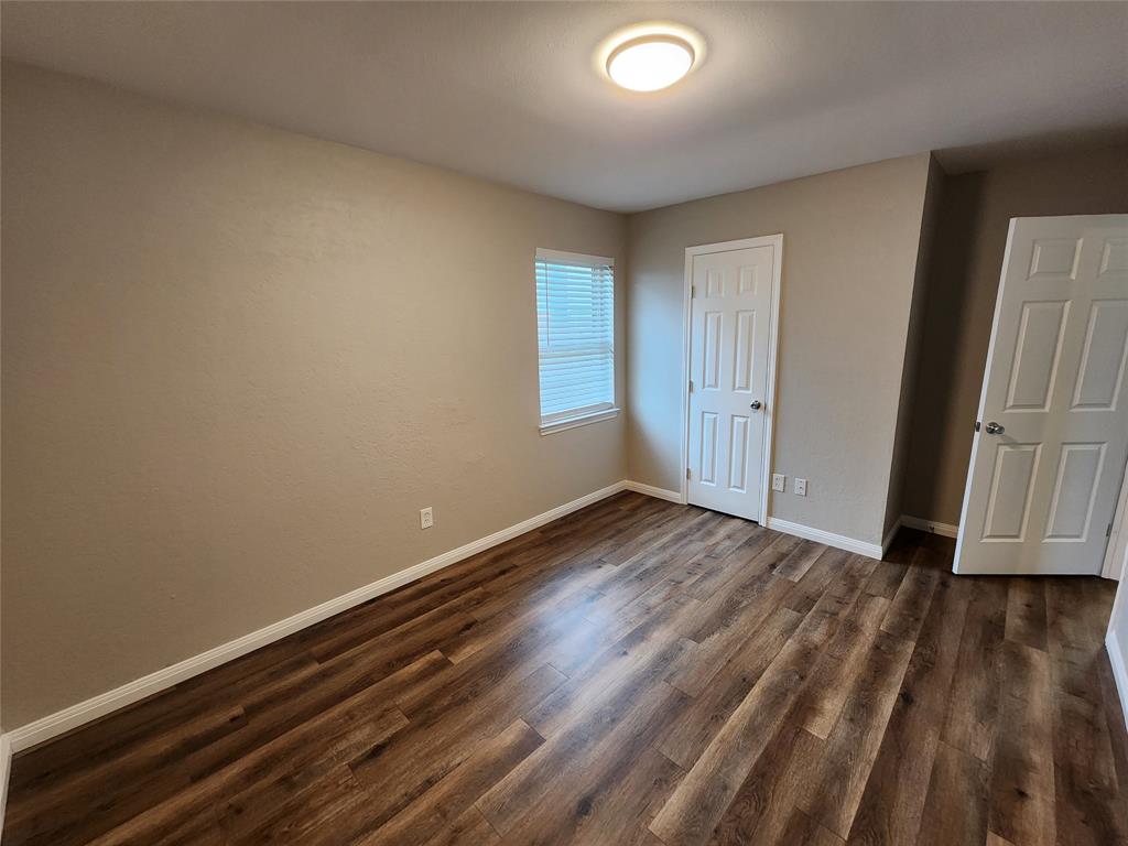 348 Spring Branch Lane Kennedale, TX 76060 - Photo 21 of 29