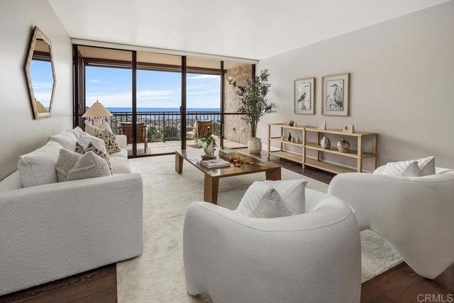 $1,925,000 | 2500 Torrey Pines Road, Unit 1202, La Jolla, CA 92037