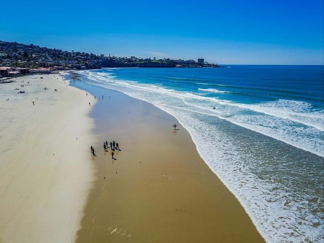 $1,925,000 | 2500 Torrey Pines Road, Unit 1202, La Jolla, CA 92037