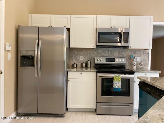575 Waterside Road Southeast Palm Bay, FL 32909 - Photo 9 of 28 IMG_3247