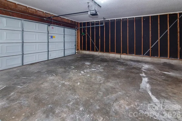 $2,300 | 9811 Sweet Plum Drive, Charlotte, NC 28215