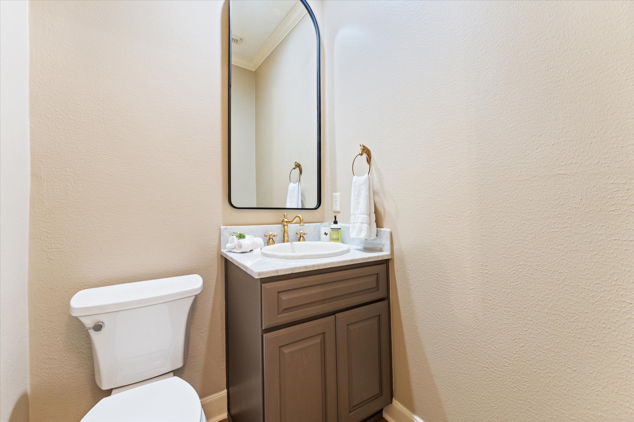 28331 Hollow Springs Lane Spring, TX 77386 - Photo 25 of 49 Guest half-bathroom located on the main level.