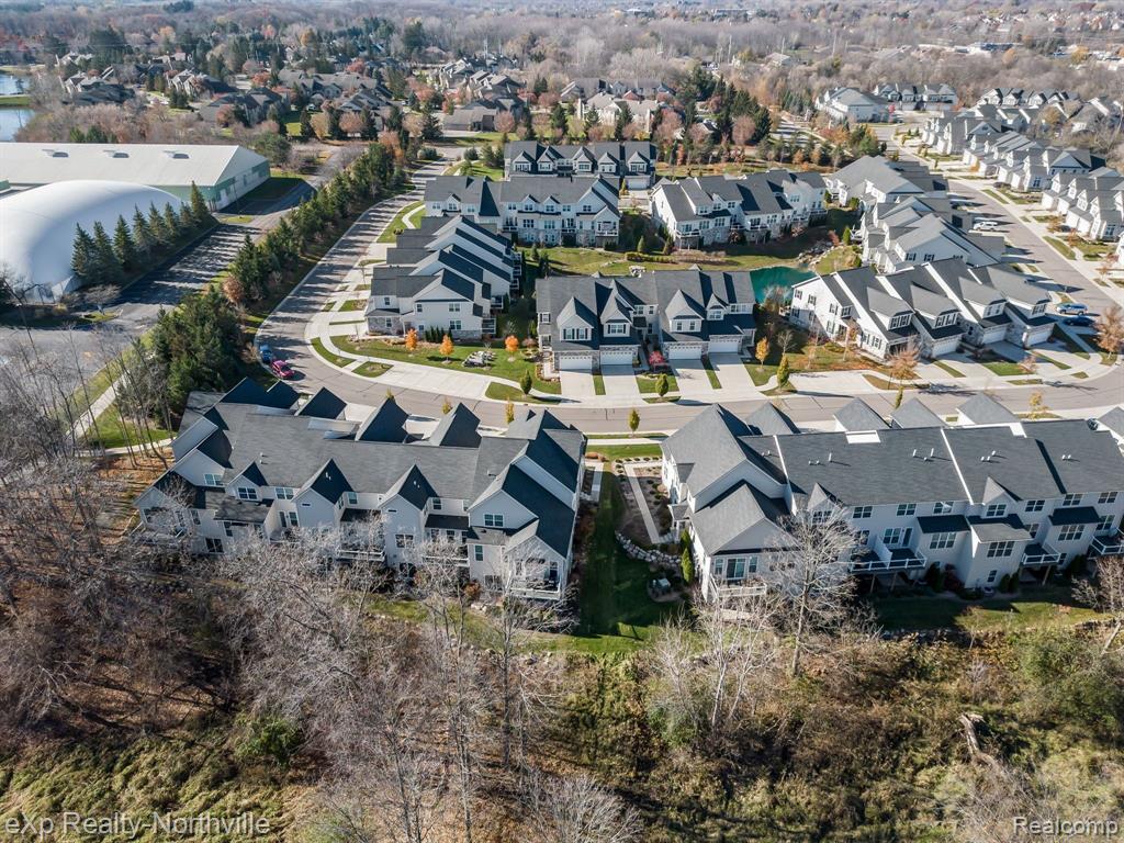 42776 Cardinal Way Novi, MI 48375 - Photo 38 of 46