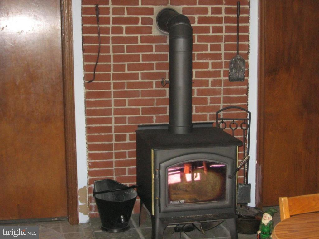 7031 Elizabethtown Road Manheim, PA 17545 - Photo 8 of 15