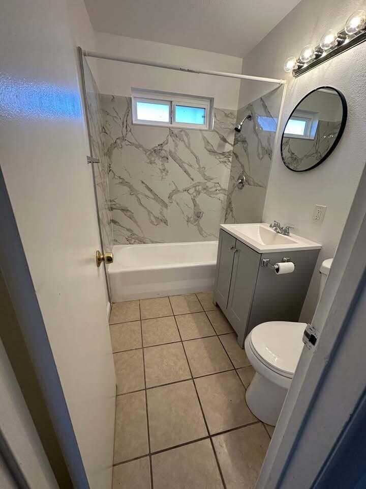 10485 Santa Cruz Road Desert Hot Springs, CA 92240 - Photo 8 of 16 a bathroom with a toilet and a shower