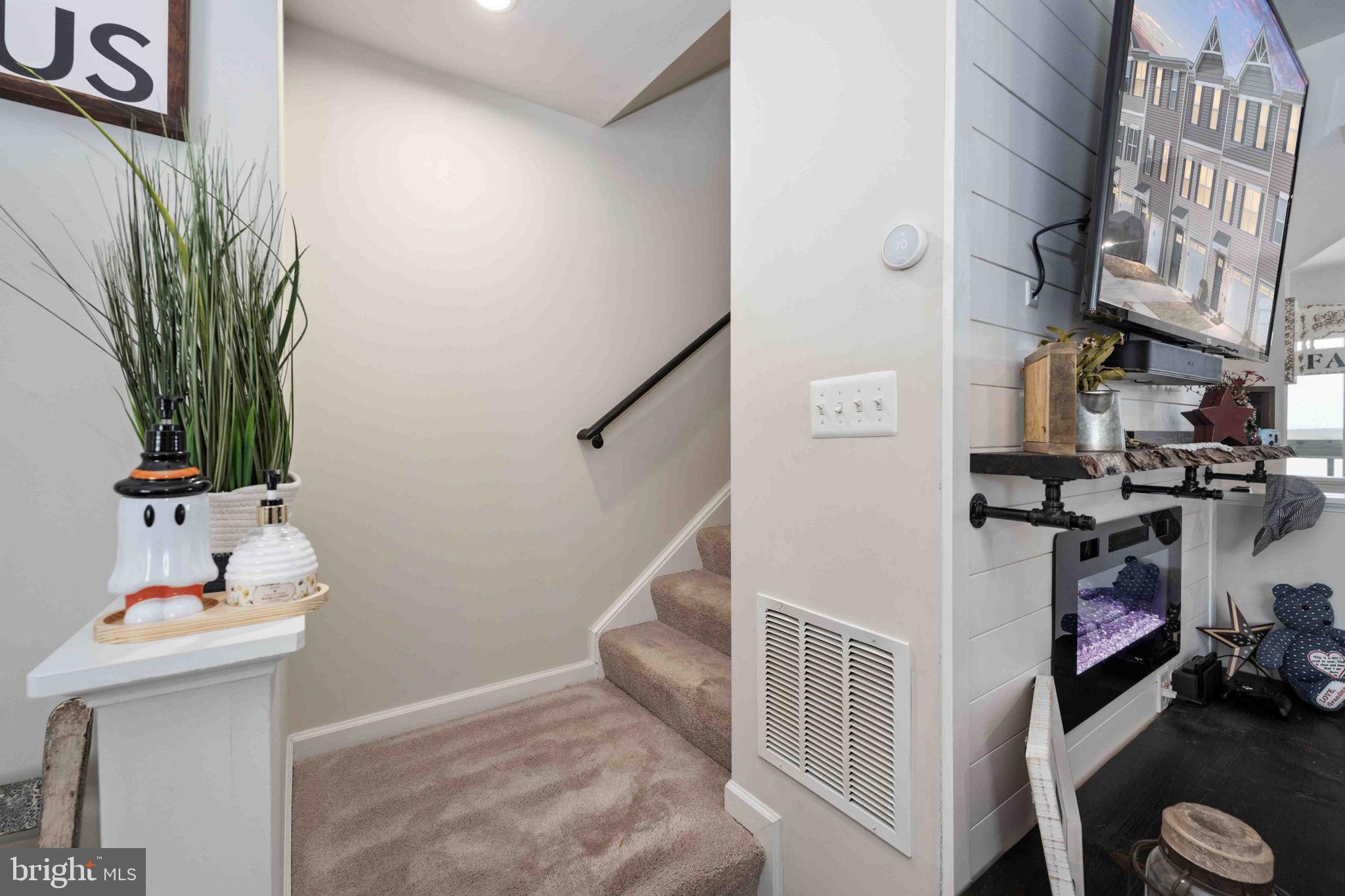 2840 Farzi Circle Locust Grove, VA 22508 - Photo 24 of 48 a view of entryway and workspace