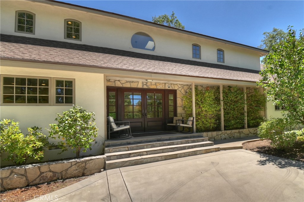 28411 North Shore Road Lake Arrowhead, CA 92352 - Photo 20 of 66 Front Porch