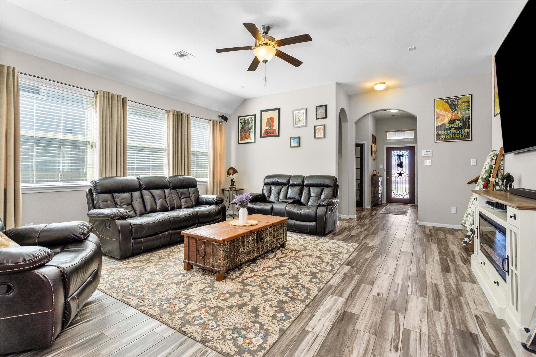 409 Billingsgate Chase, Unit CHASE Conroe, TX 77304 - Photo 8 of 44