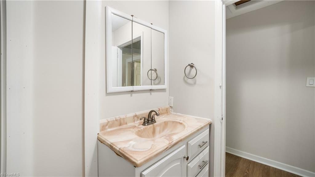 106 Northview Place High Point, NC 27263 - Photo 39 of 50