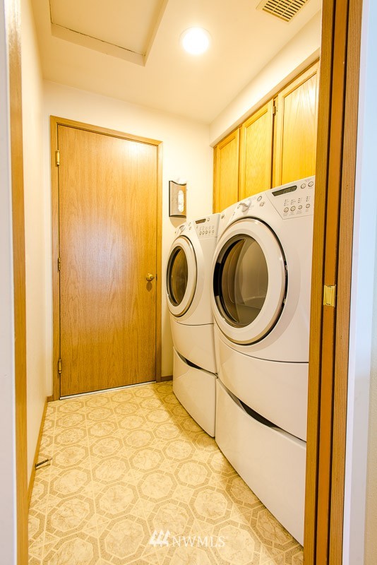 116 Vashon Court Northeast Renton, WA 98059 - Photo 14 of 15 Gallery Image 14