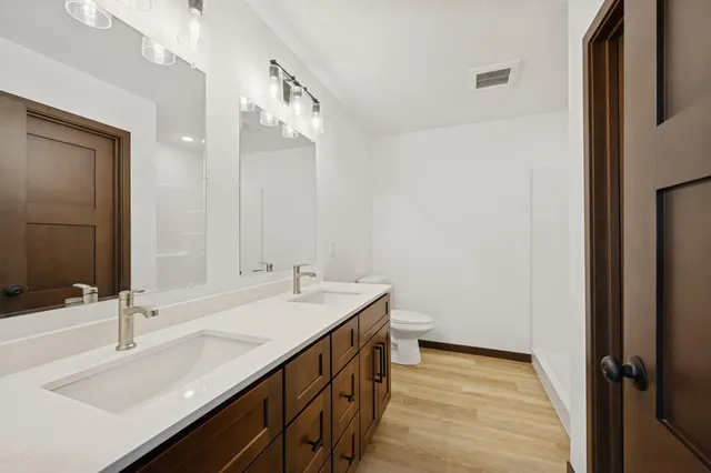 $2,200 | 18061 Walnut Circle, Big Lake, MN 55309