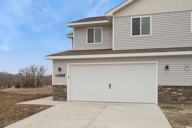 $2,200 | 18061 Walnut Circle, Big Lake, MN 55309