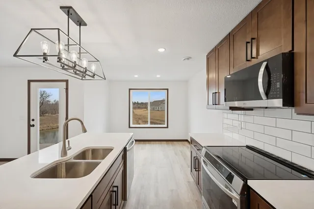 $2,200 | 18061 Walnut Circle, Big Lake, MN 55309