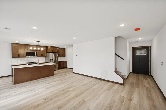 $2,200 | 18061 Walnut Circle, Big Lake, MN 55309