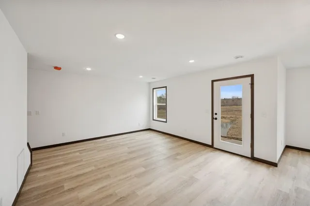 $2,200 | 18061 Walnut Circle, Big Lake, MN 55309