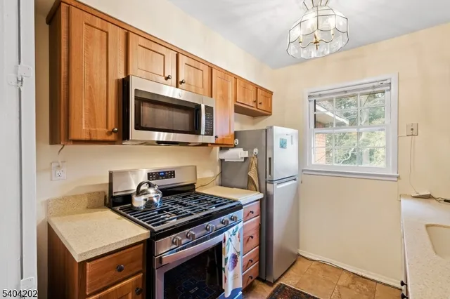 $340,000 | 39 Harrison Avenue, Unit 8, Montclair, NJ 07042