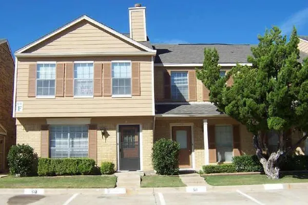 $1,200 | 2400 Jupiter Road, Unit F1, Plano, TX 75074