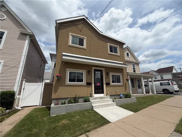$239,000 | 925 South Street, Utica, NY 13501