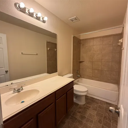 $1,925 | 4223 Brightridge Court, Rosenberg, TX 77471