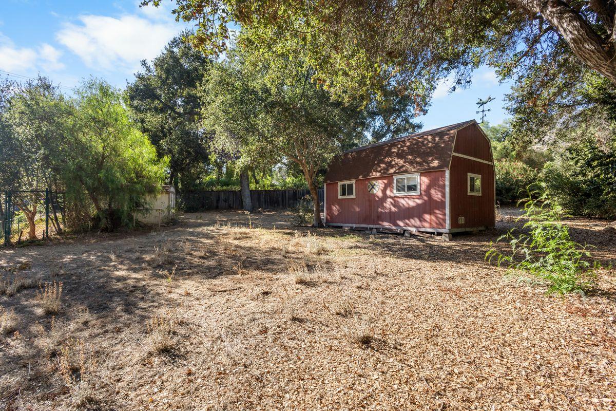 1230 Foothill Road Ojai, CA 93023 - Photo 25 of 27 Gallery Image 25