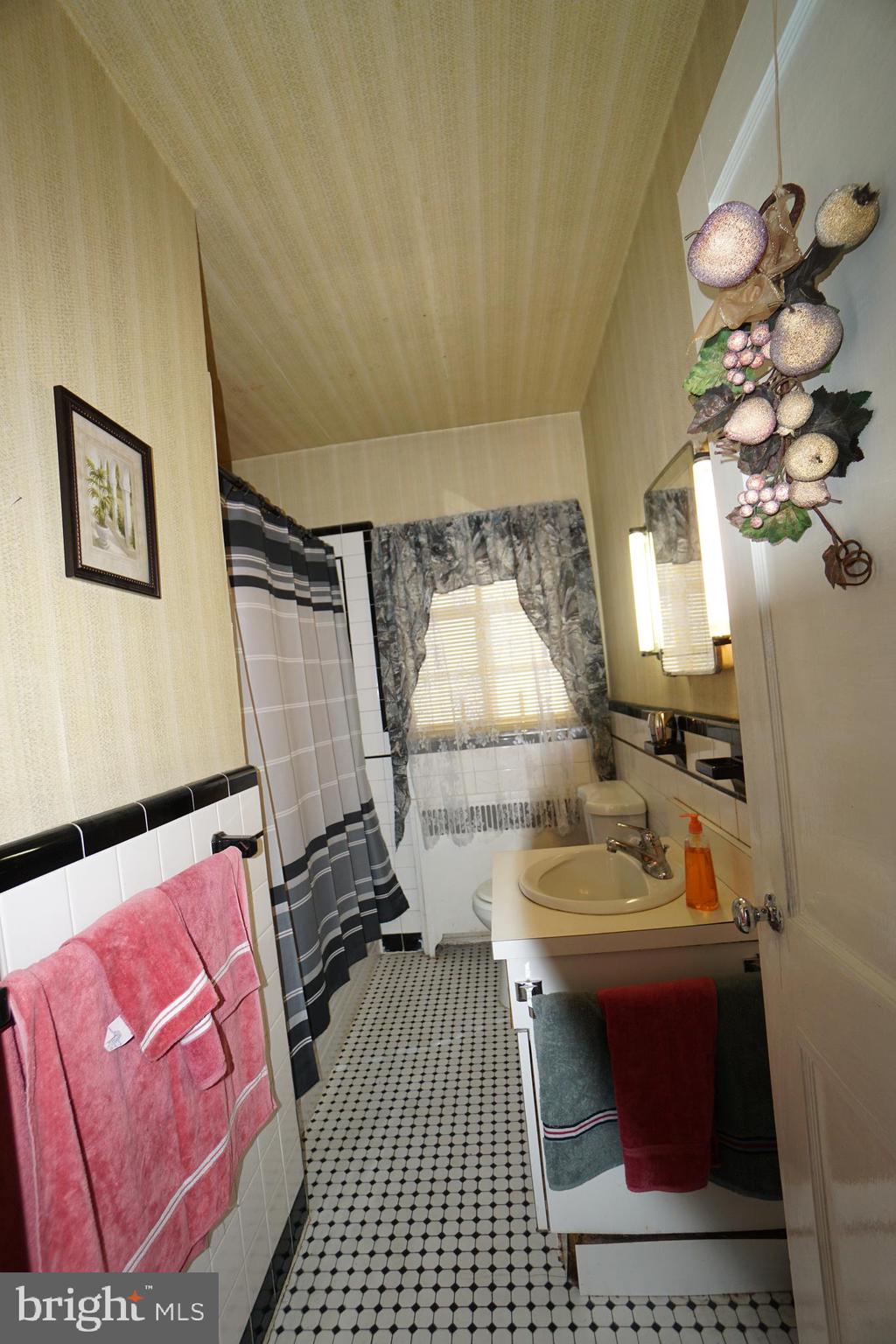 1925 Ripley Street Philadelphia, PA 19111 - Photo 11 of 23 Gallery Image 11