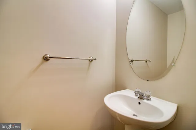 $2,600 | 2035 Astilbe Way, Unit 2035, Odenton, MD 21113